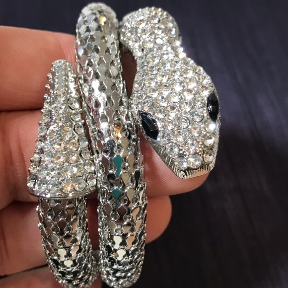 Egyptian snake wrap bracelet w/ rhinestone - Picture 4 of 14